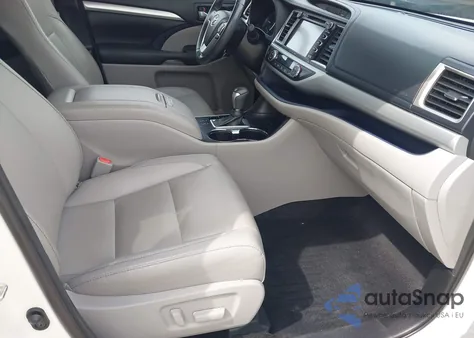 2019 Toyota Highlander Xle from USA, damaged, VIN 5TDKZRFH2KS367207